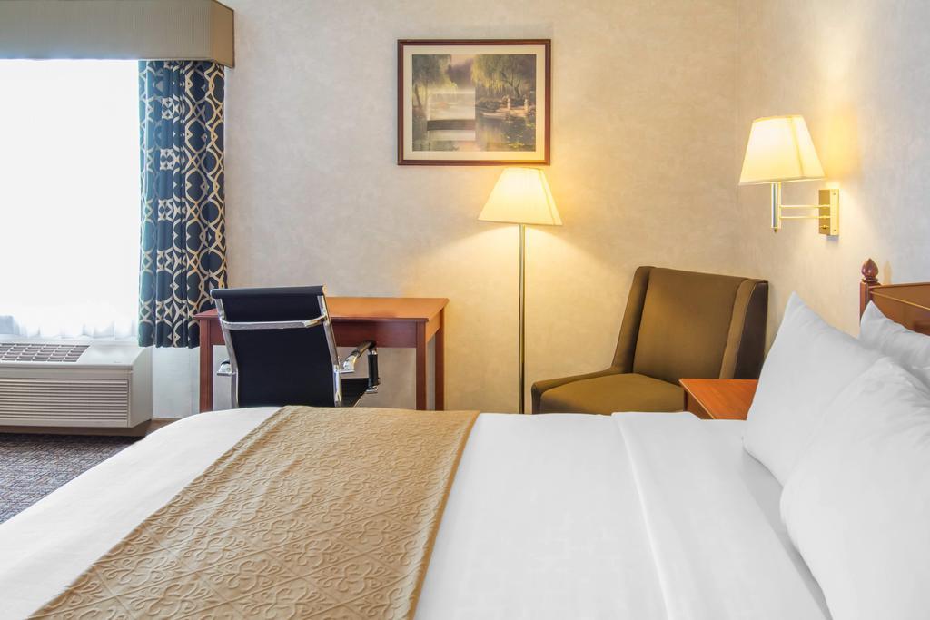 Quality Inn & Suites Of Liberty Lake Ngoại thất bức ảnh