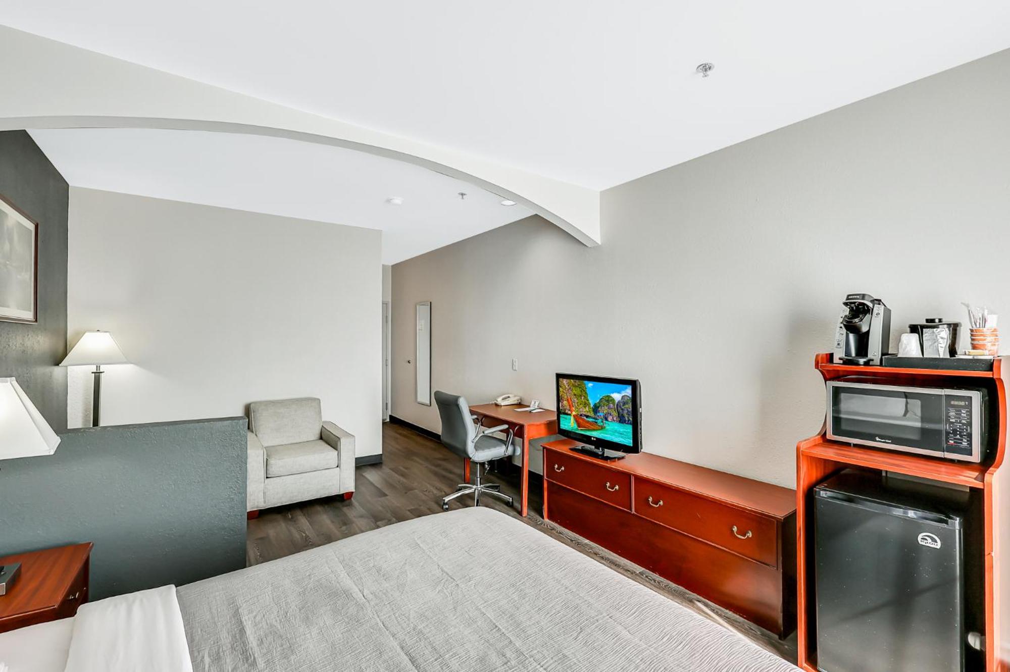 Quality Inn & Suites Of Liberty Lake Ngoại thất bức ảnh